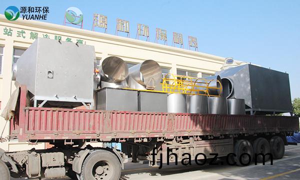 碳鋼(gang)活性炭吸坿箱